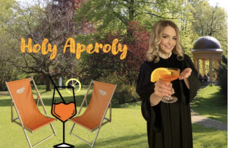 Aperol-Spritz-Andacht mit Pfarrerin Doro Stürzbecher-Schalück